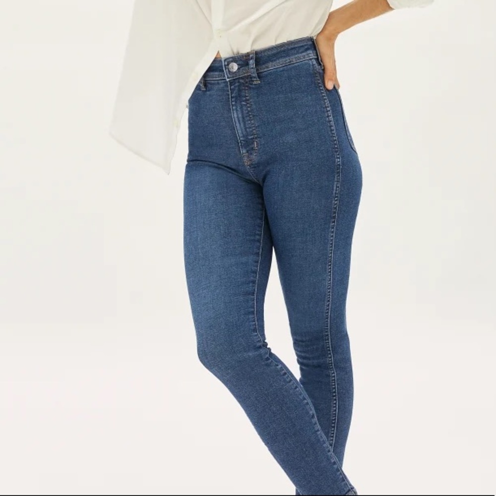 Everlane The Way-High Skinny Jean ✂️ raw hem